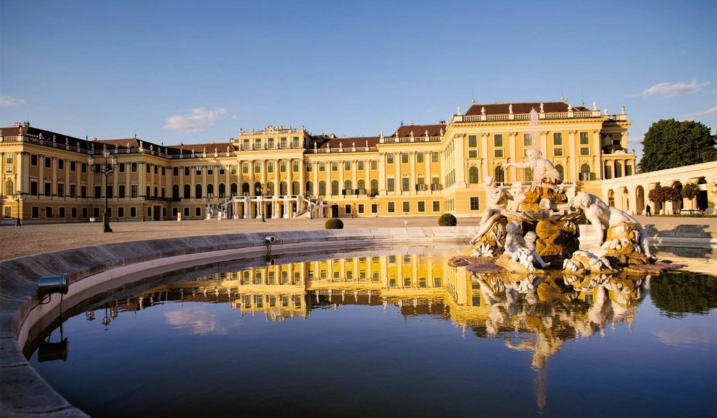 Golf City Guide Wien Schloss Schoenbrunn