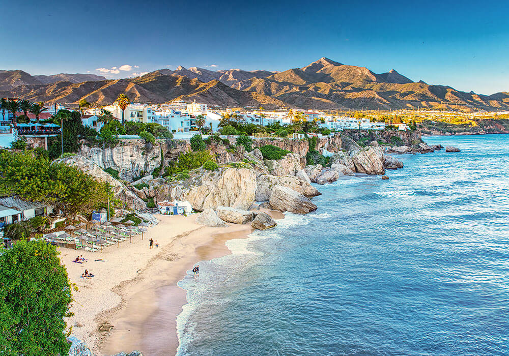 Nerja, eine der beliebtesten Ferienorte an der Costa del Sol