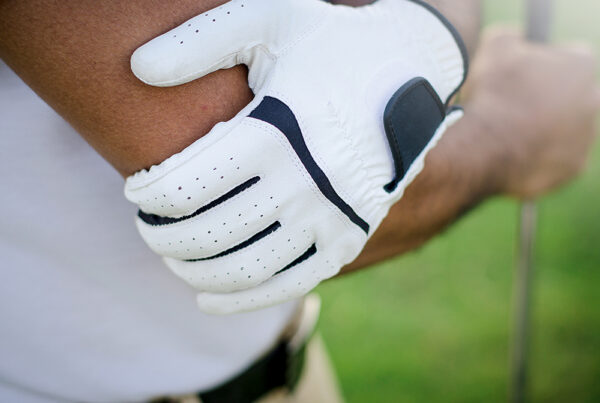 Golfers are injured arm while playing golf