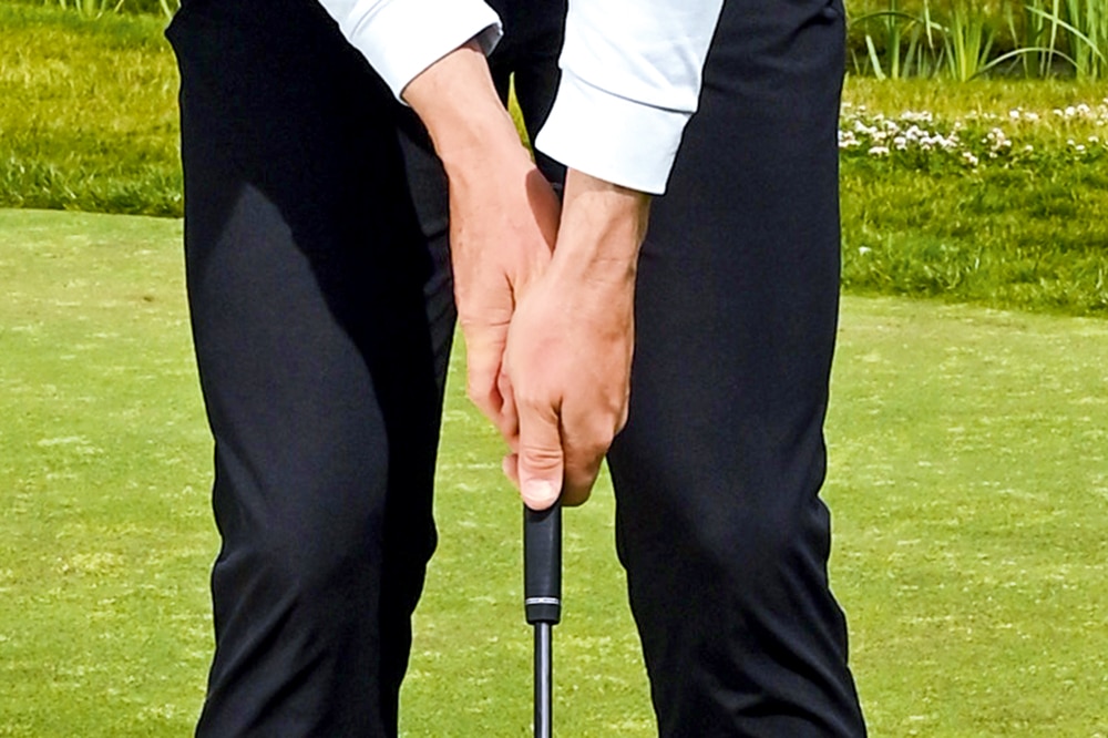 Griff Variante Cross-handed
